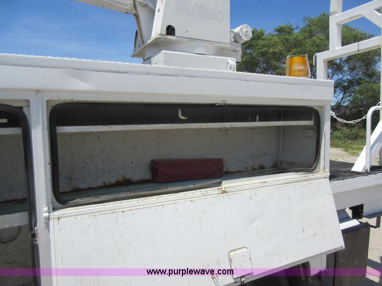 image for item L2830 2002 Sterling M7500 Acterra digger derrick truck