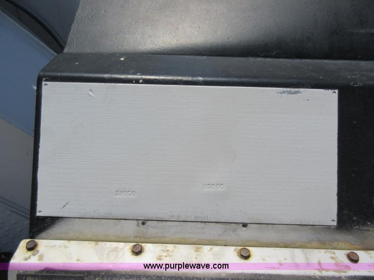 image for item L2830 2002 Sterling M7500 Acterra digger derrick truck