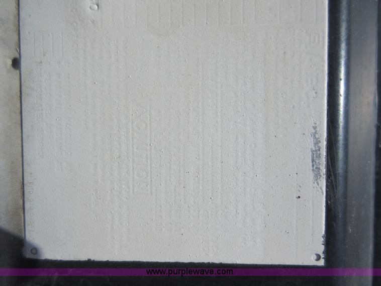 image for item L2830 2002 Sterling M7500 Acterra digger derrick truck