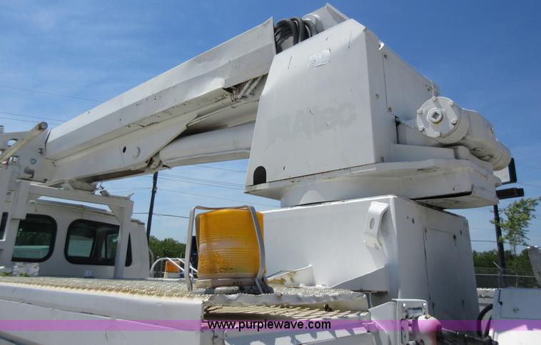 image for item L2830 2002 Sterling M7500 Acterra digger derrick truck