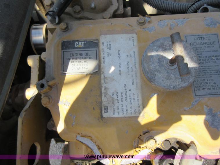 image for item L2830 2002 Sterling M7500 Acterra digger derrick truck