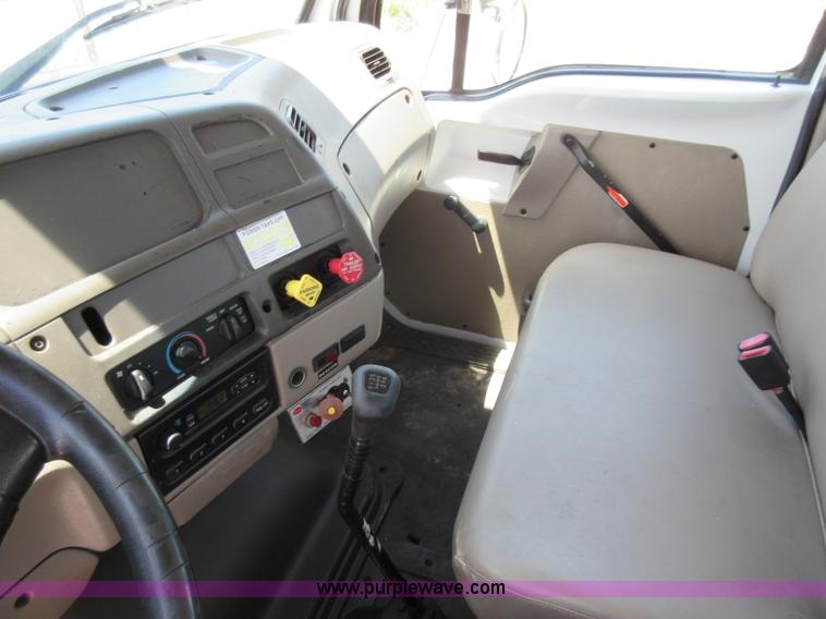 image for item L2830 2002 Sterling M7500 Acterra digger derrick truck