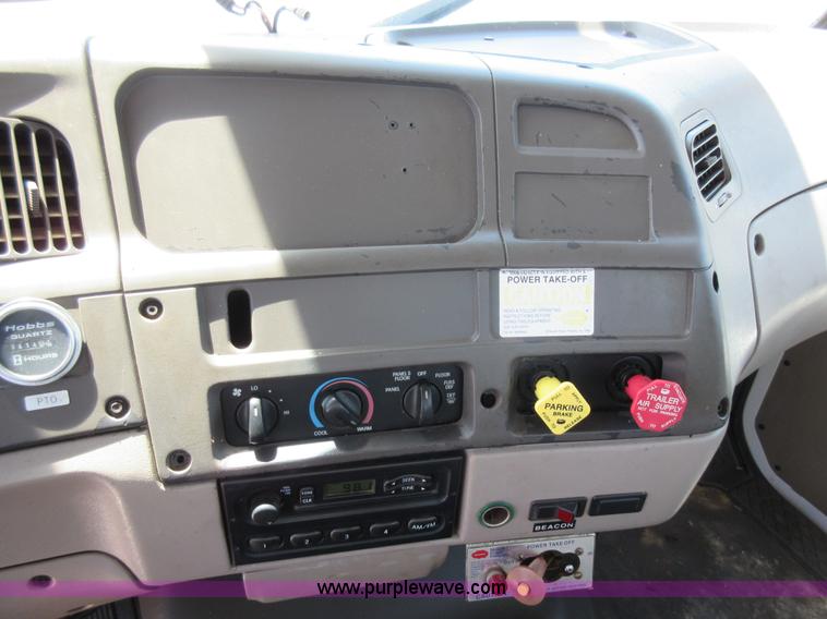 image for item L2830 2002 Sterling M7500 Acterra digger derrick truck