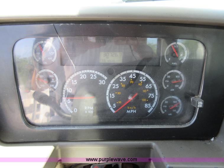 image for item L2830 2002 Sterling M7500 Acterra digger derrick truck