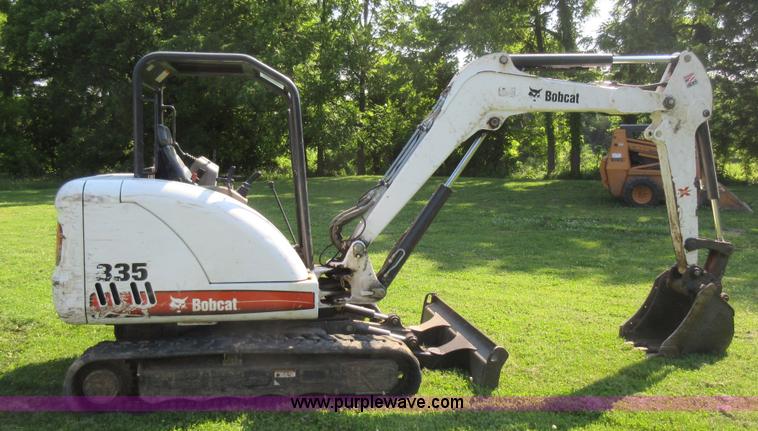 image for item L2838 2008 Bobcat 335G compact excavator