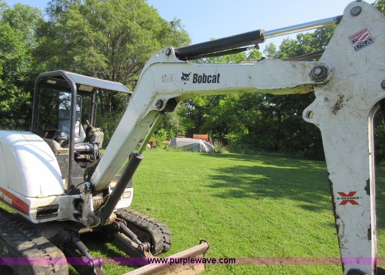image for item L2838 2008 Bobcat 335G compact excavator