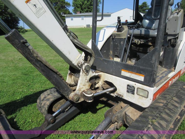 image for item L2838 2008 Bobcat 335G compact excavator