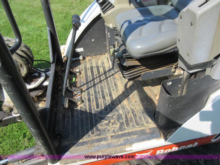image for item L2838 2008 Bobcat 335G compact excavator
