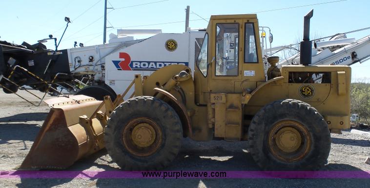 image for item L3168 1968 Caterpillar 950 wheel loader