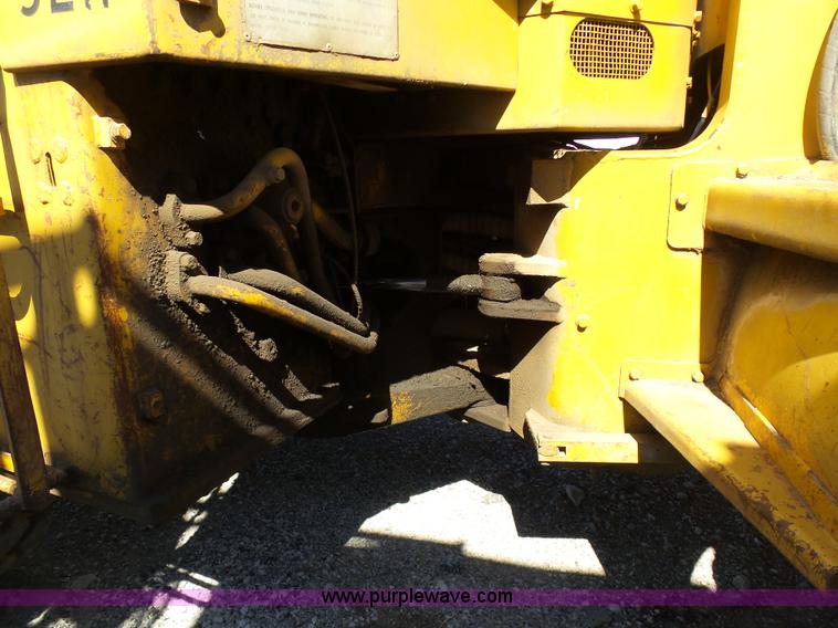 image for item L3168 1968 Caterpillar 950 wheel loader