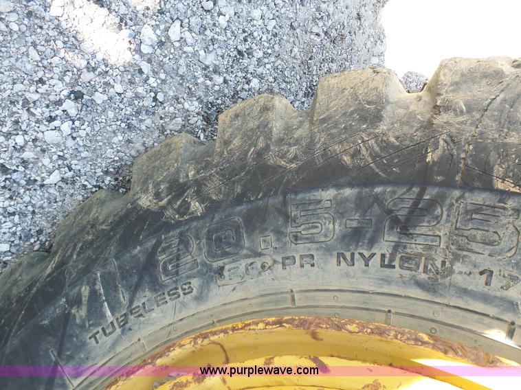 image for item L3168 1968 Caterpillar 950 wheel loader