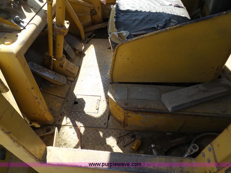 image for item L3168 1968 Caterpillar 950 wheel loader
