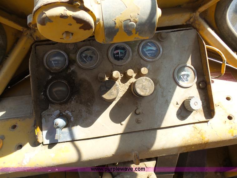 image for item L3168 1968 Caterpillar 950 wheel loader