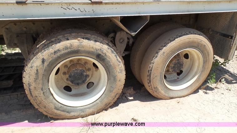 image for item L4492 2009 Sterling Acterra digger derrick truck