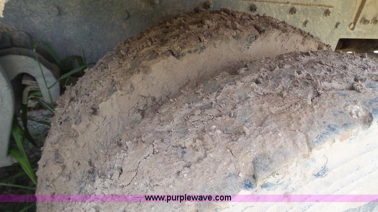 image for item L4492 2009 Sterling Acterra digger derrick truck