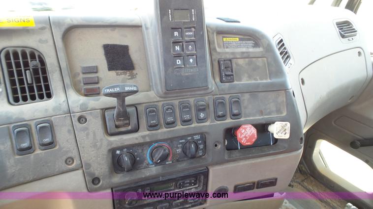 image for item L4492 2009 Sterling Acterra digger derrick truck