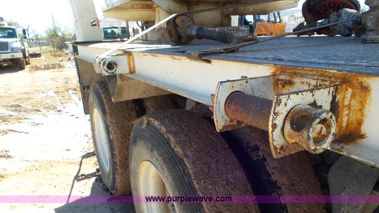 image for item L4492 2009 Sterling Acterra digger derrick truck