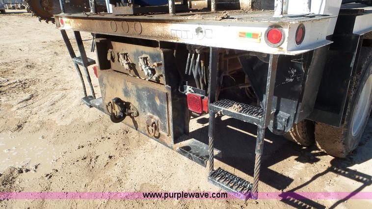 image for item L4492 2009 Sterling Acterra digger derrick truck