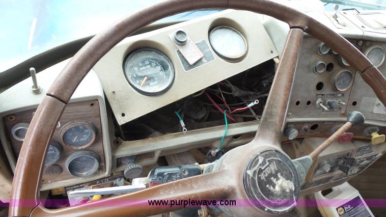 image for item L4805 1977 Mack RS700L dump truck