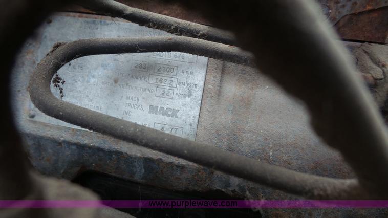 image for item L4805 1977 Mack RS700L dump truck