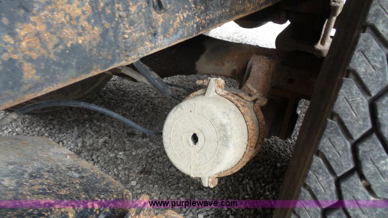 image for item L4805 1977 Mack RS700L dump truck