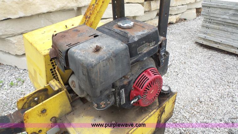 image for item L4806 Wacker RSS 800A single drum roller