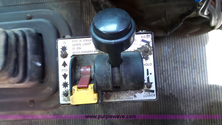 image for item L4812 1993 Peterbilt 379 semi truck