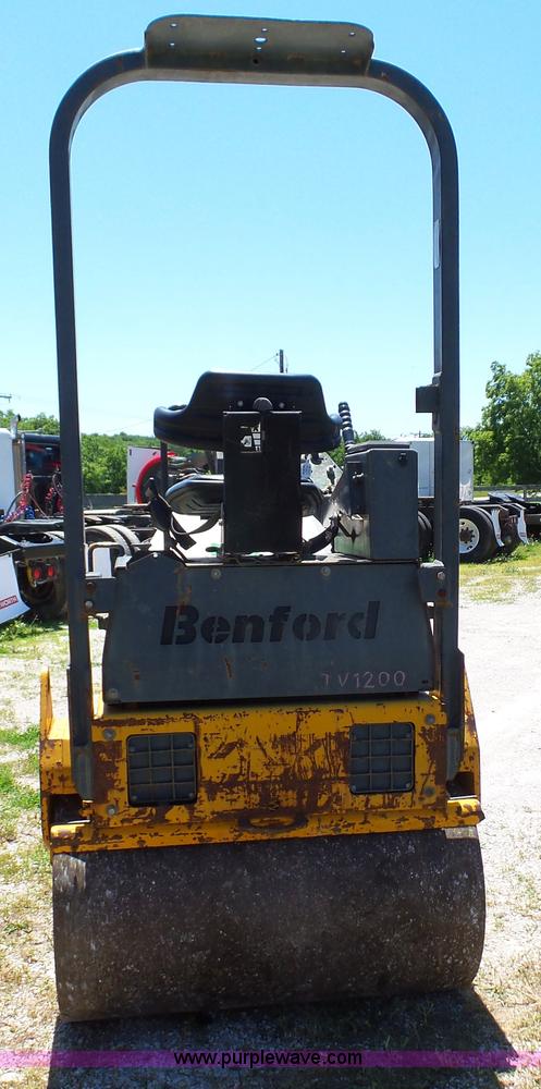 image for item L4815 Benfond TV1200 single drum vibratory roller