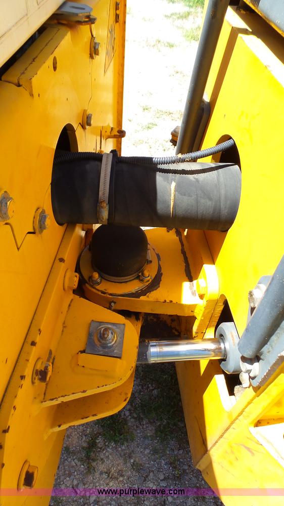 image for item L4815 Benfond TV1200 single drum vibratory roller