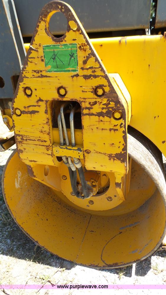 image for item L4815 Benfond TV1200 single drum vibratory roller