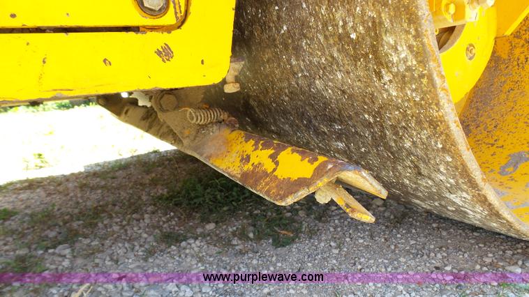 image for item L4815 Benfond TV1200 single drum vibratory roller