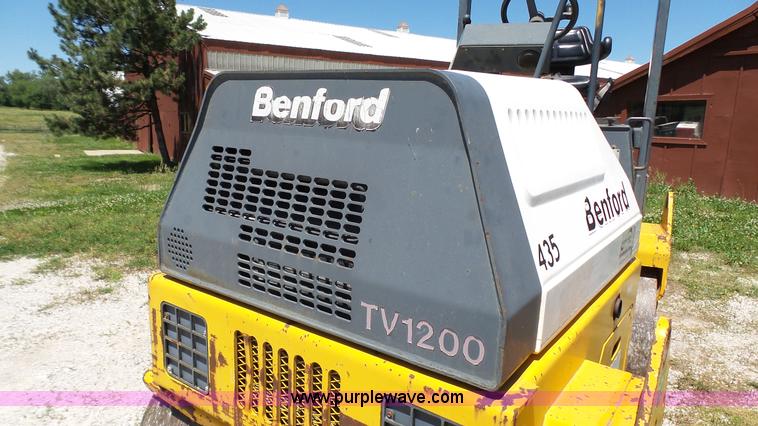 image for item L4815 Benfond TV1200 single drum vibratory roller