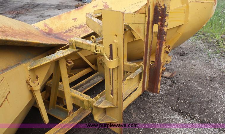 image for item L4902 Henke motor grader V-plow