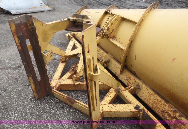 image for item L4903 Motor grader snow plow