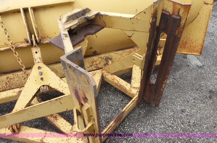image for item L4903 Motor grader snow plow