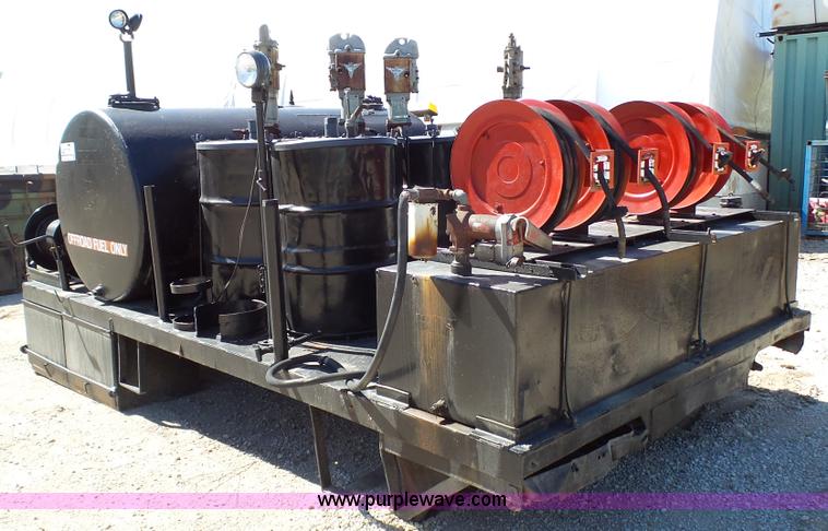 image for item L4921 Service bed