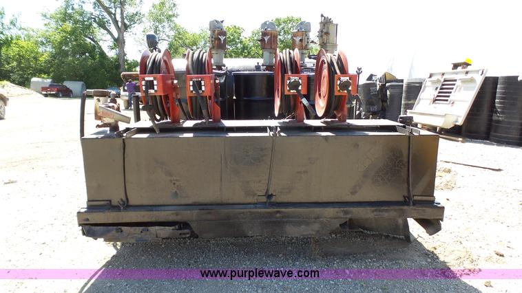 image for item L4921 Service bed