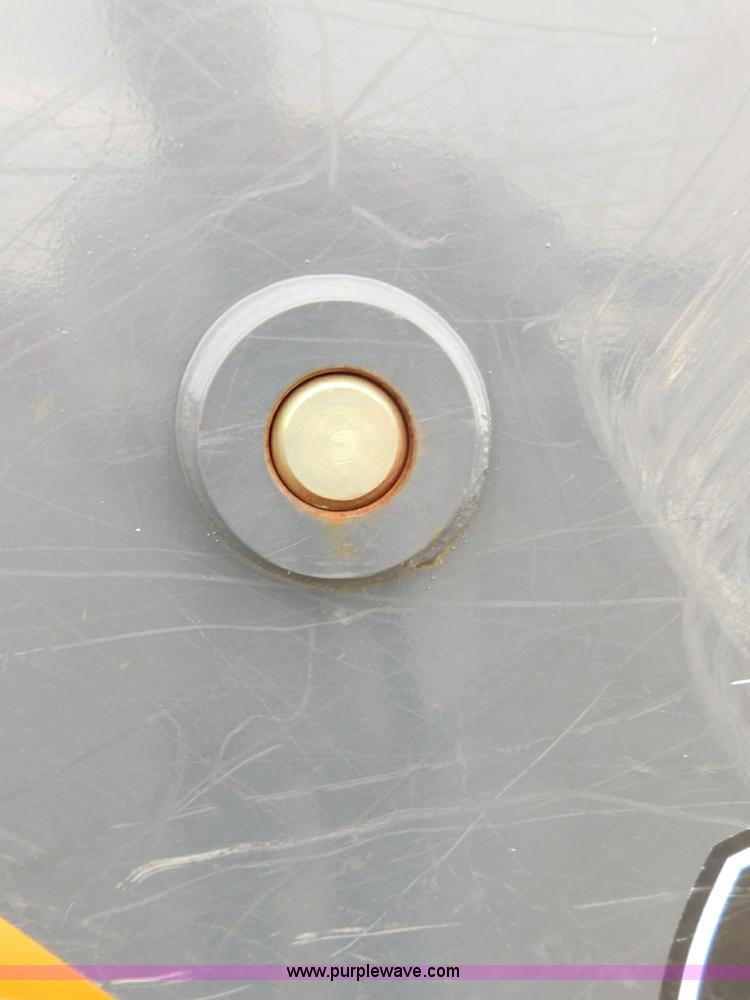 image for item L5849 2011 John Deere 328D skid steer