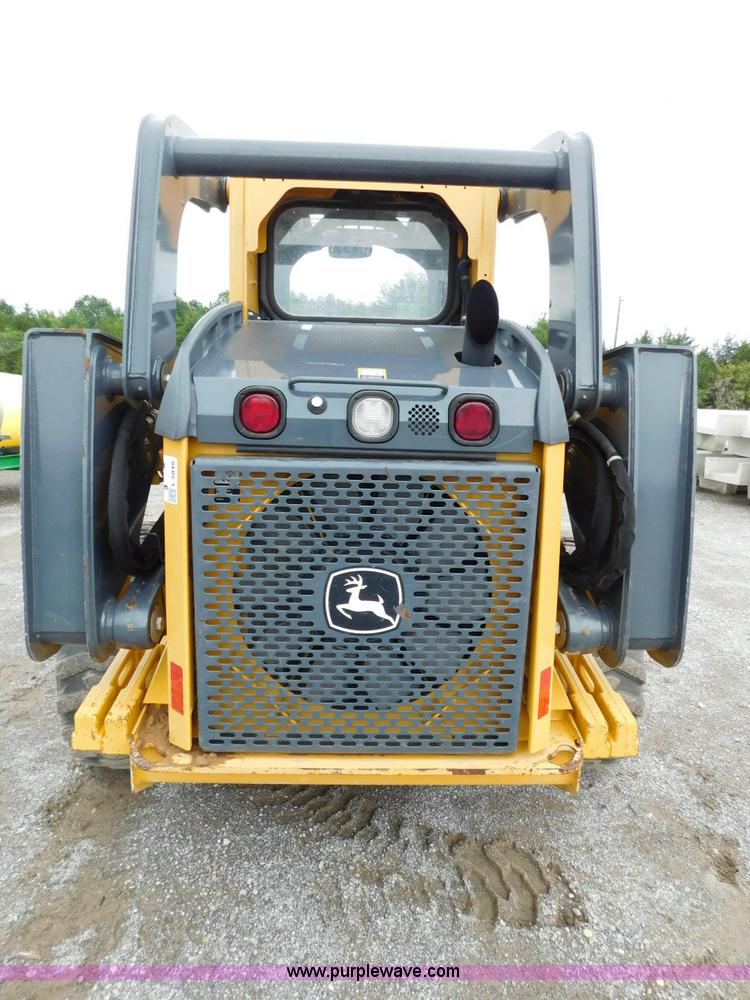 image for item L5849 2011 John Deere 328D skid steer