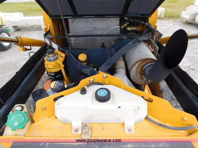 image for item L5849 2011 John Deere 328D skid steer