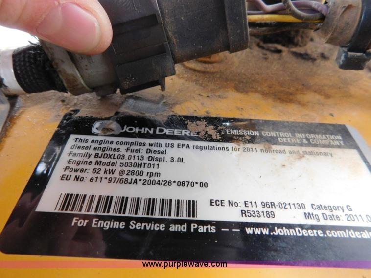 image for item L5849 2011 John Deere 328D skid steer