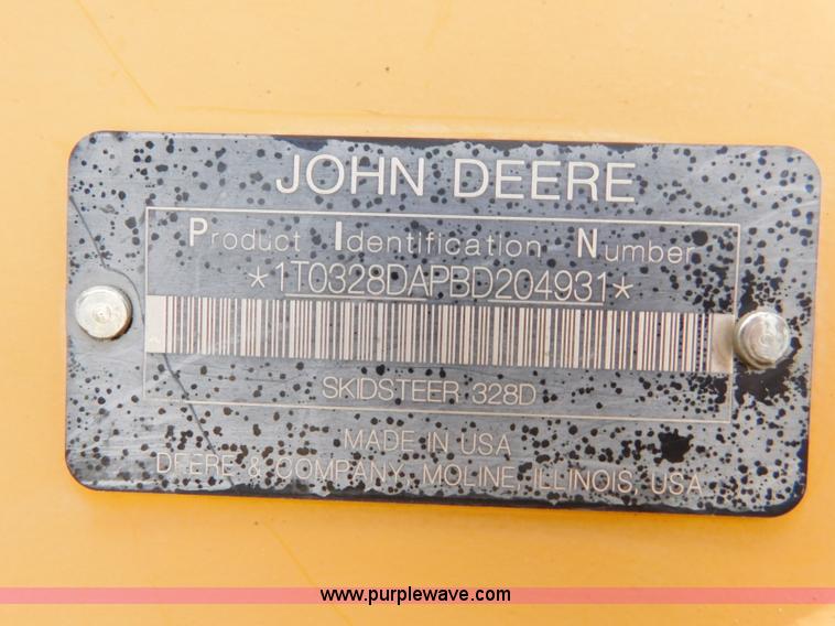image for item L5849 2011 John Deere 328D skid steer