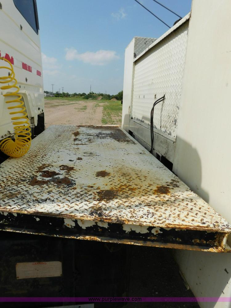 image for item L5856 2001 Freightliner FL70 service truck