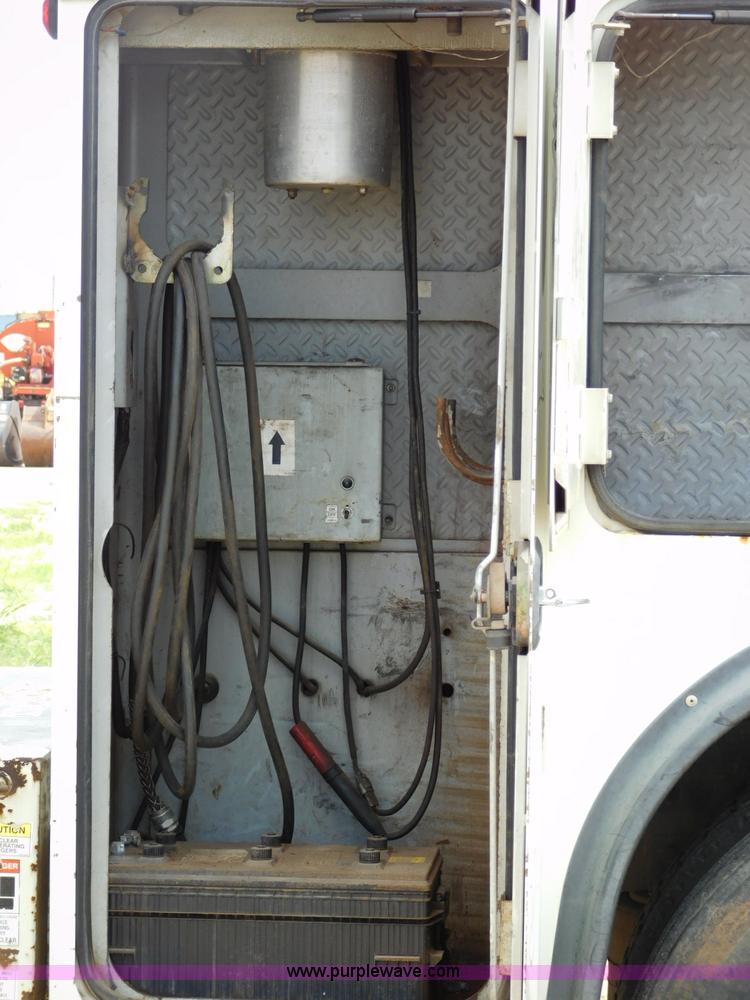 image for item L5856 2001 Freightliner FL70 service truck