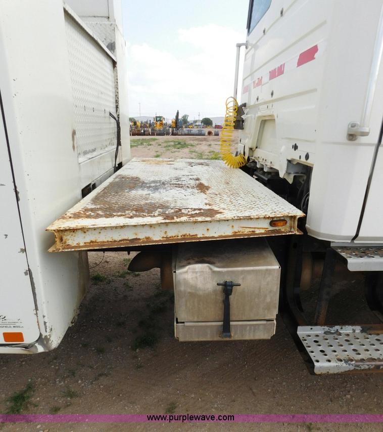 image for item L5856 2001 Freightliner FL70 service truck