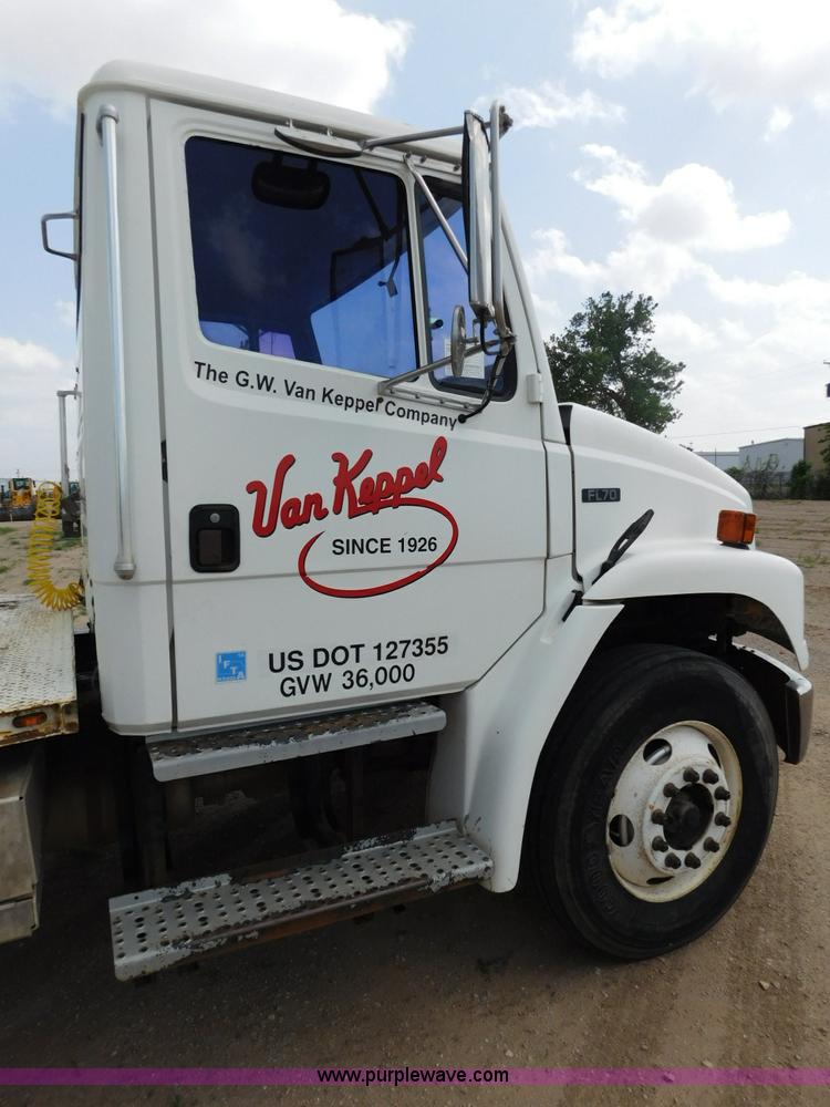 image for item L5856 2001 Freightliner FL70 service truck