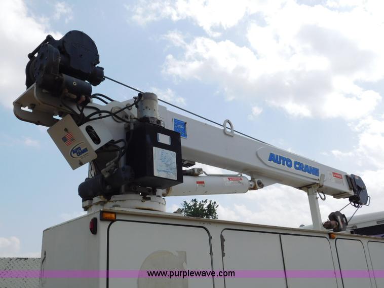 image for item L5856 2001 Freightliner FL70 service truck