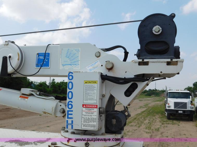 image for item L5856 2001 Freightliner FL70 service truck