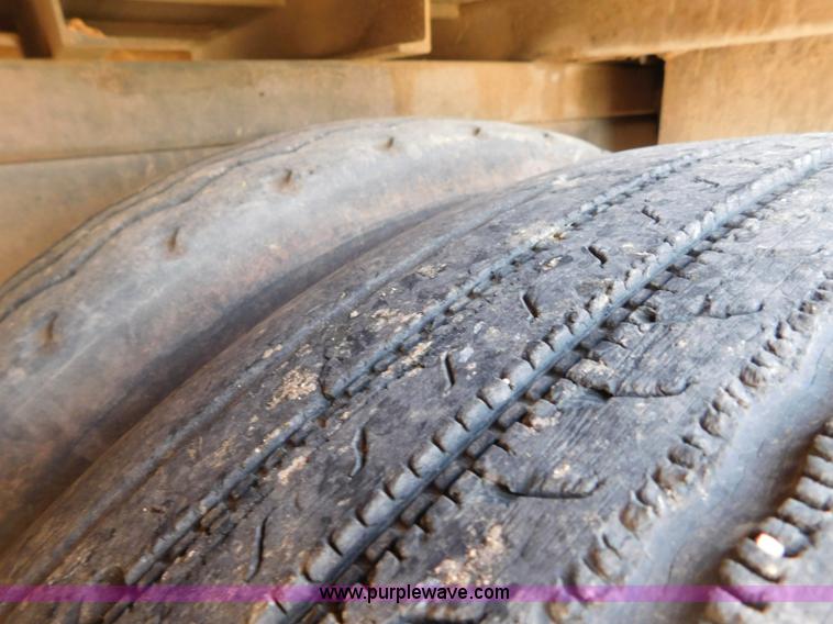 image for item L5856 2001 Freightliner FL70 service truck