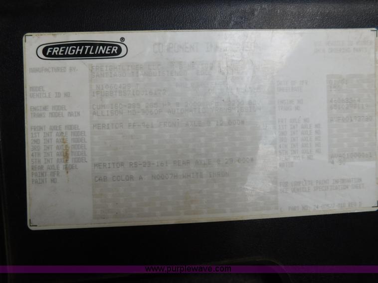 image for item L5856 2001 Freightliner FL70 service truck